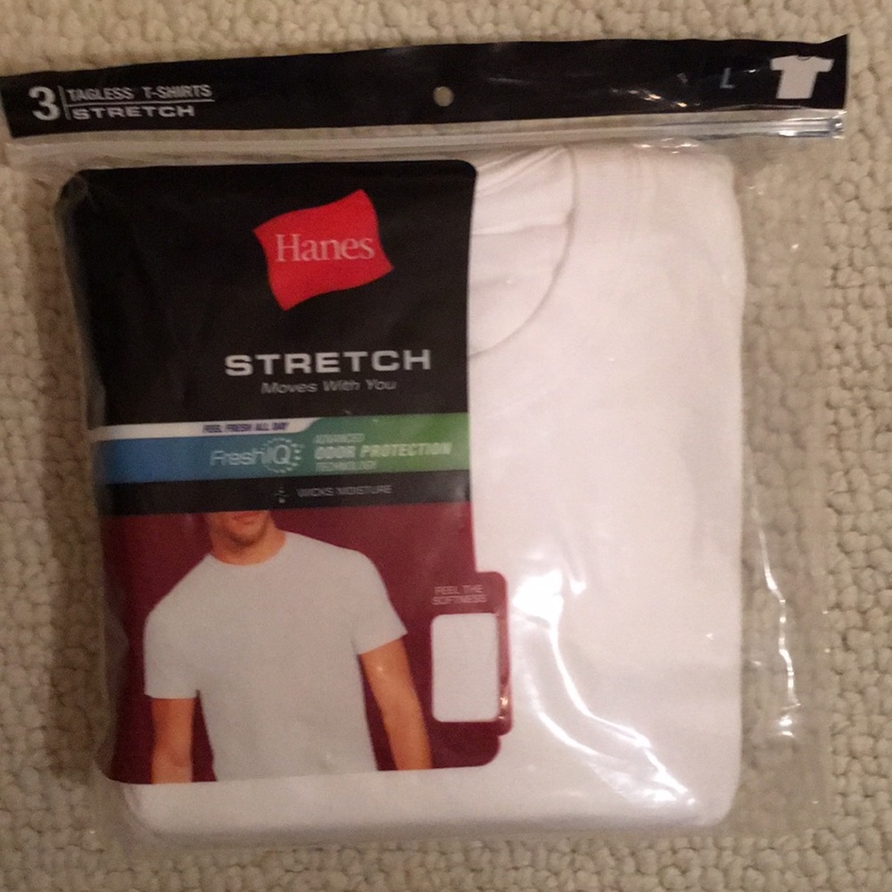 Hanes 3 White Tagless T-Shirts with Fresh IQ